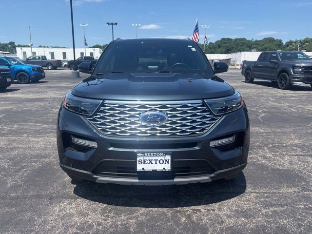 Certified 2023 Ford Explorer Platinum w/ Technology Package AWD/4WD image 2