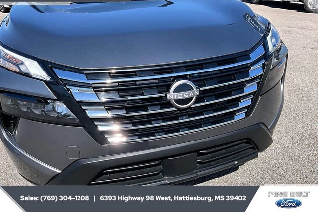 Used 2024 Nissan Rogue SV image 21