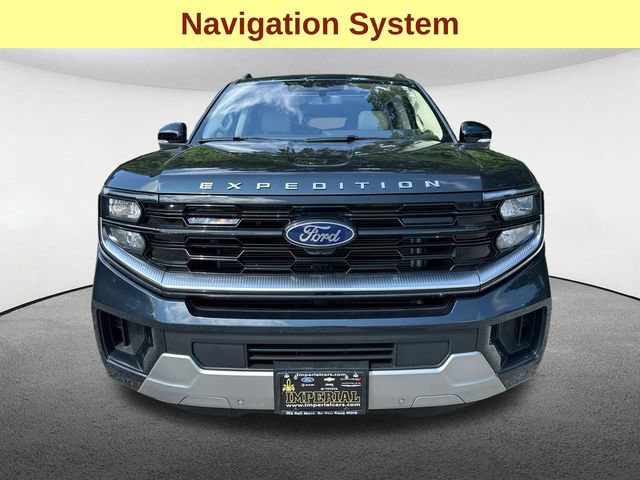 Certified 2025 Ford Expedition Platinum w/ Driver's Package AWD/4WD image 4
