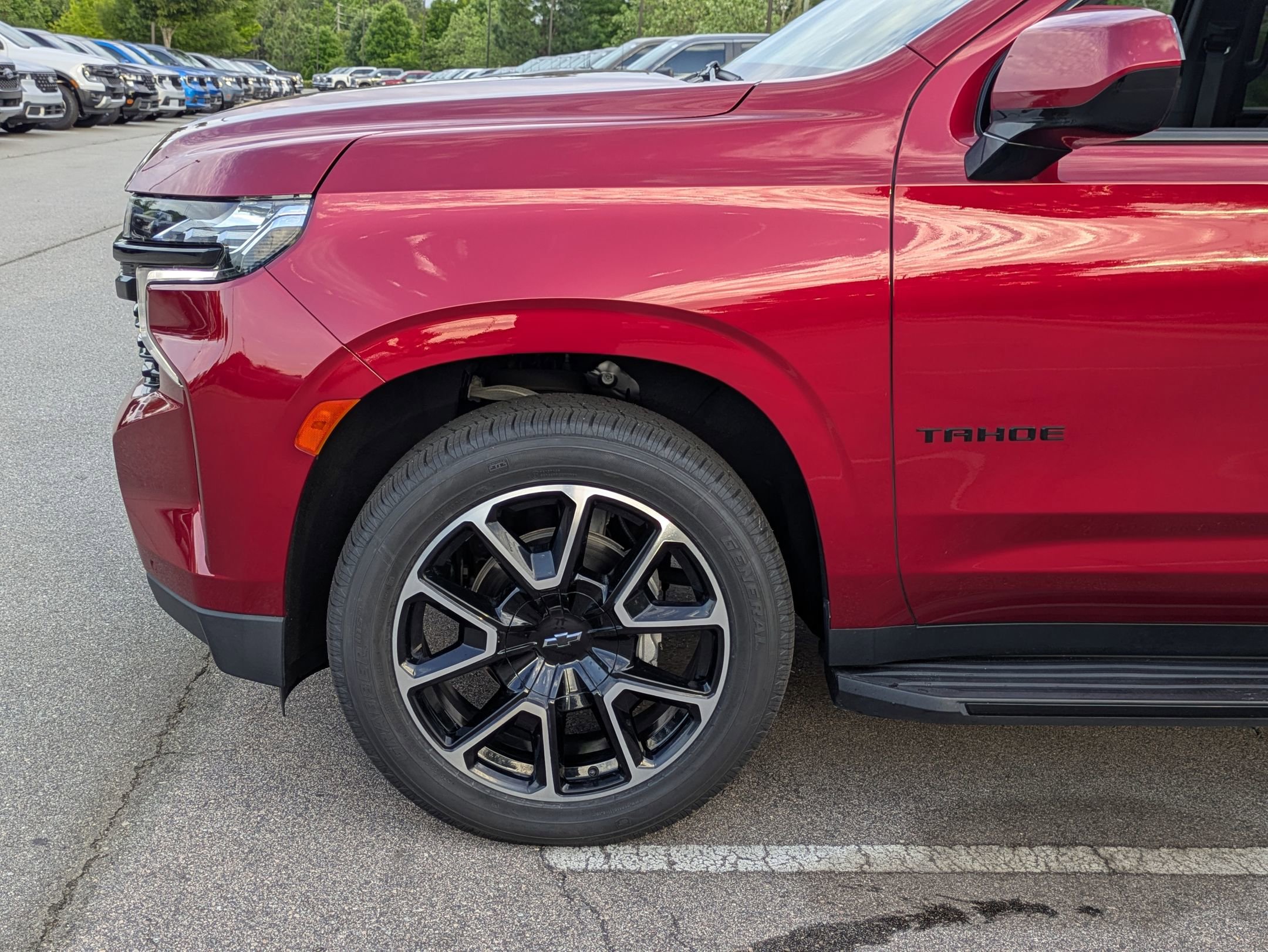Used 2023 Chevrolet Tahoe RST RWD image 11