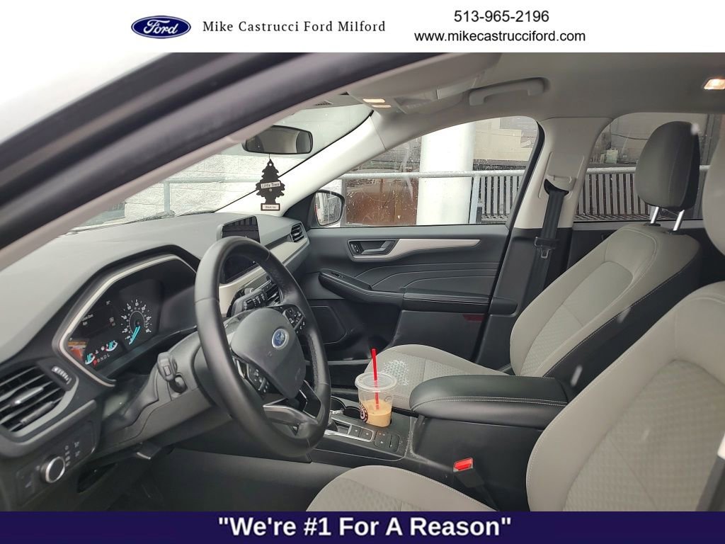 Certified 2022 Ford Escape SE w/ SE Sport Appearance Package image 7