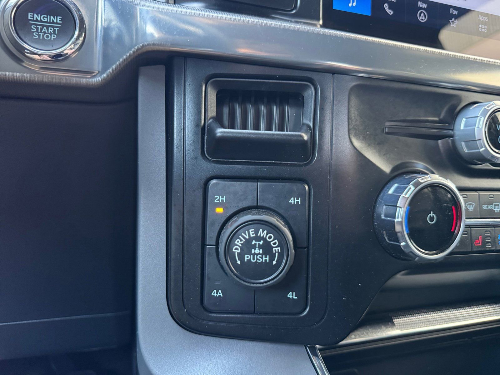 Certified 2024 Ford F150 Lariat AWD/4WD image 23