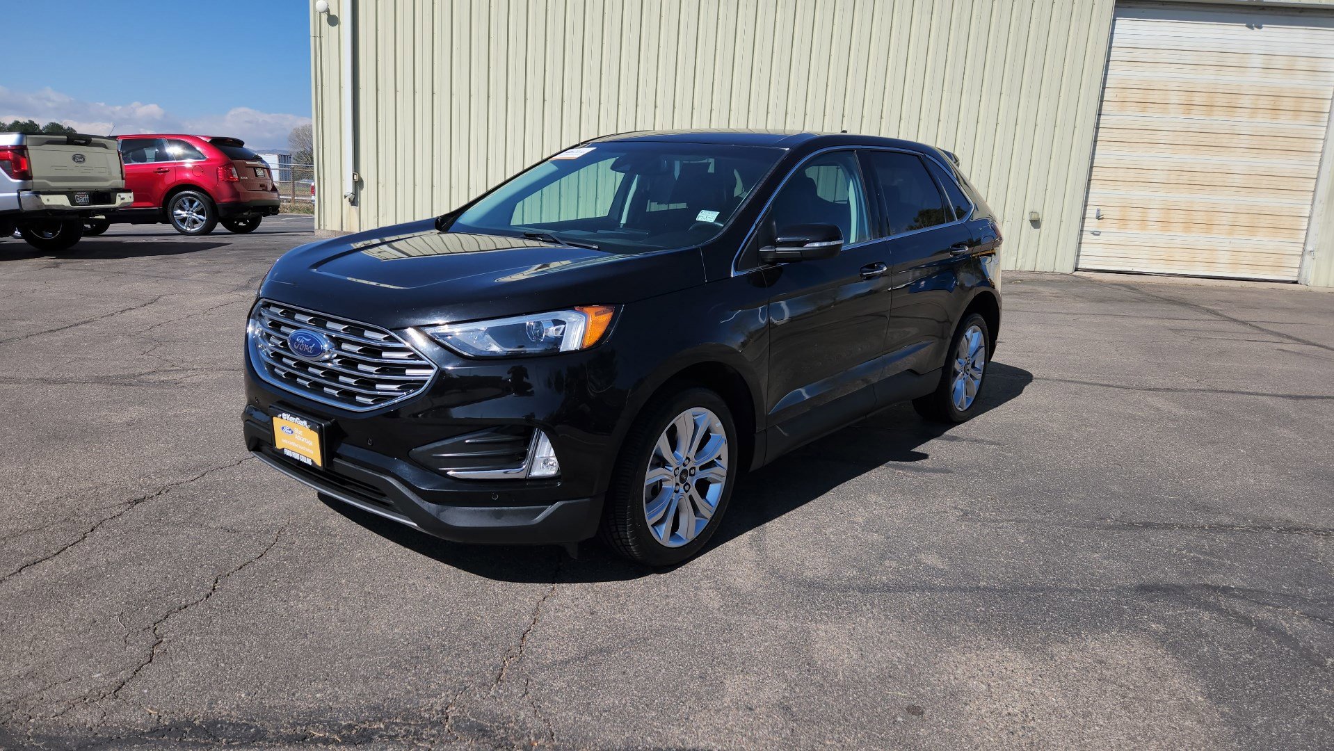 Certified 2024 Ford Edge Titanium AWD/4WD image 3