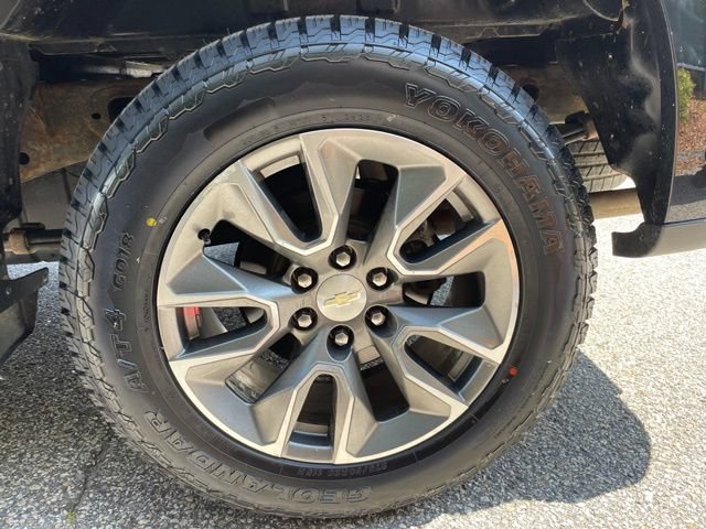 Used 2019 Chevrolet Silverado 1500 LT w/ All-Star Edition AWD/4WD image 9