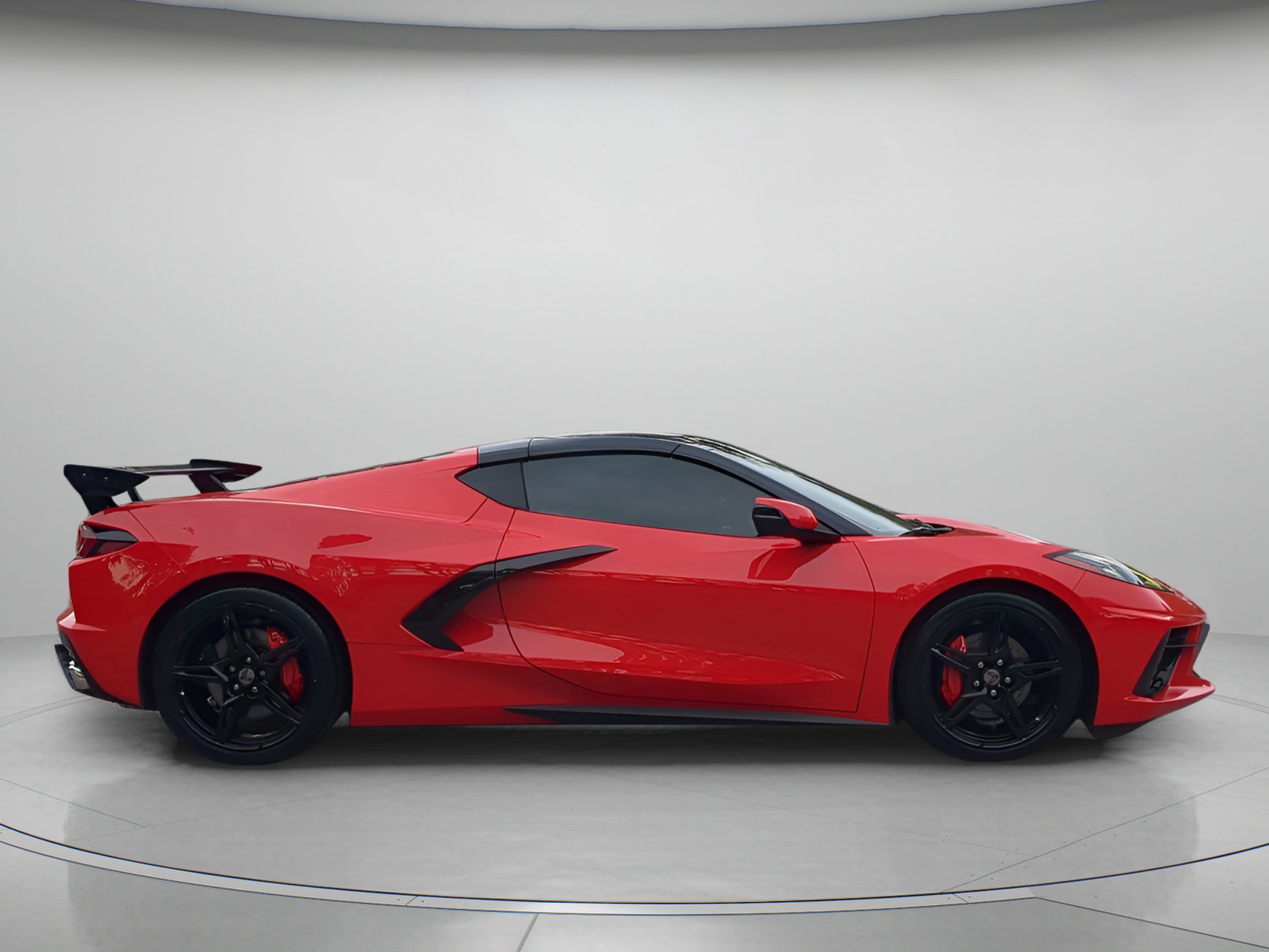Used 2021 Chevrolet Corvette Stingray Coupe w/ 1LT RWD image 39