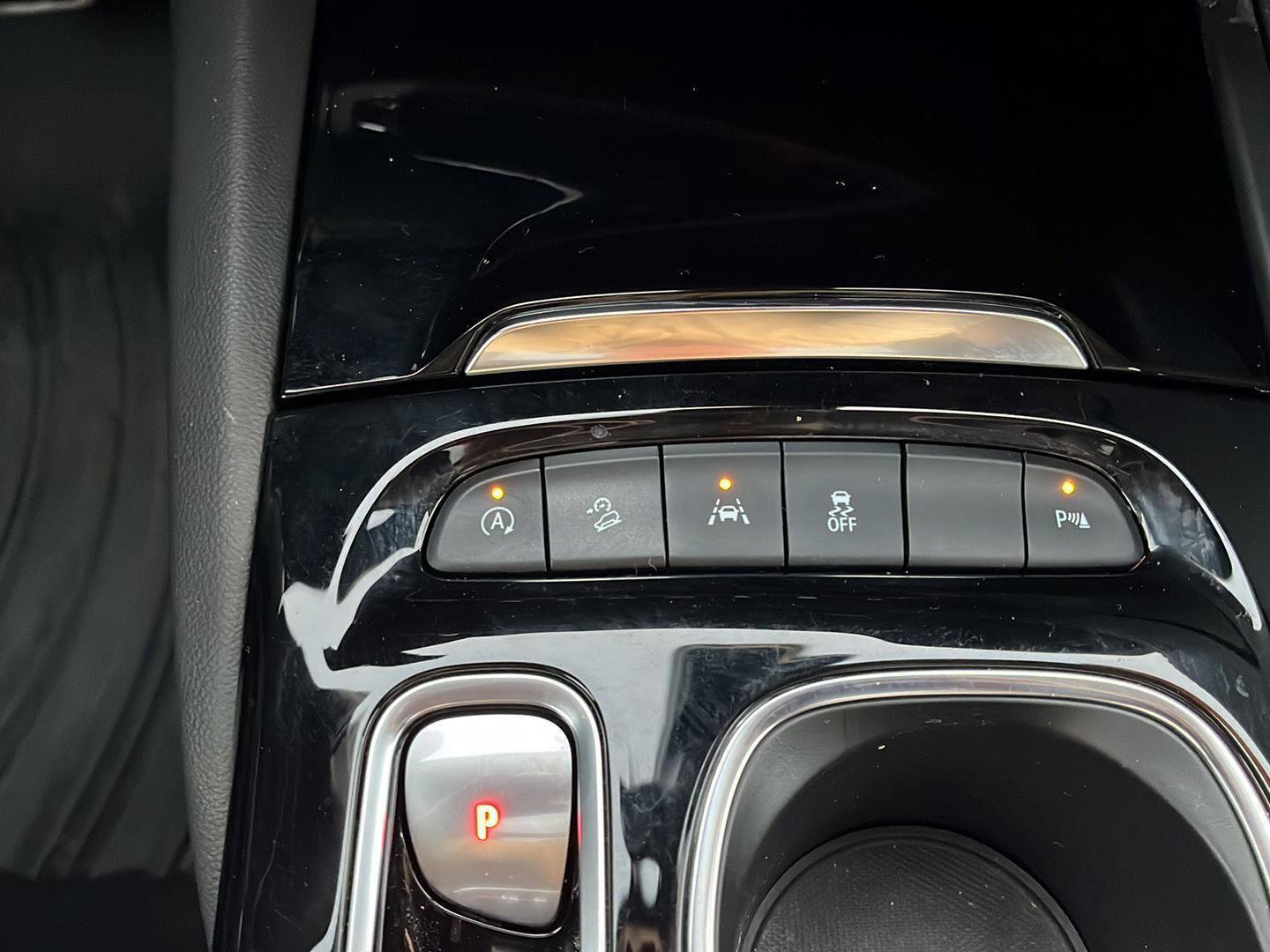 Used 2023 Buick Envision Essence w/ Sport Touring Package image 28