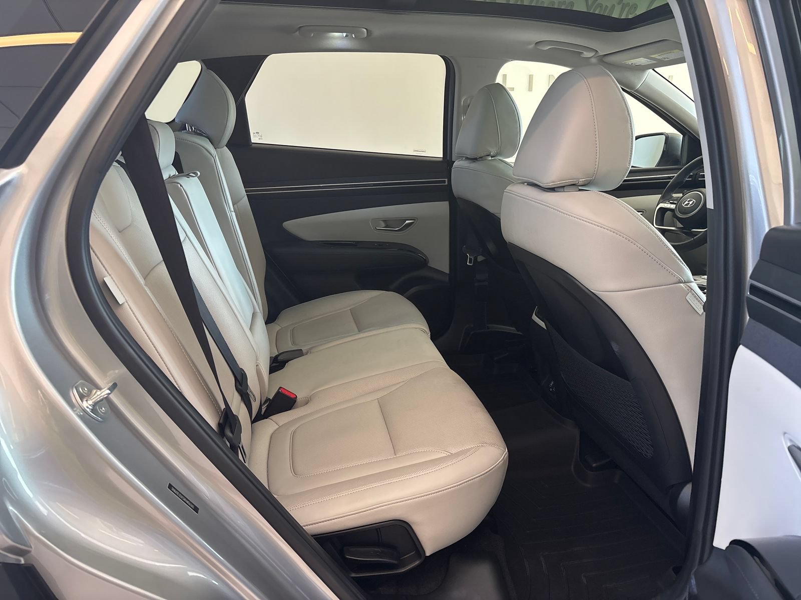 Used 2024 Hyundai Tucson Limited FWD image 9