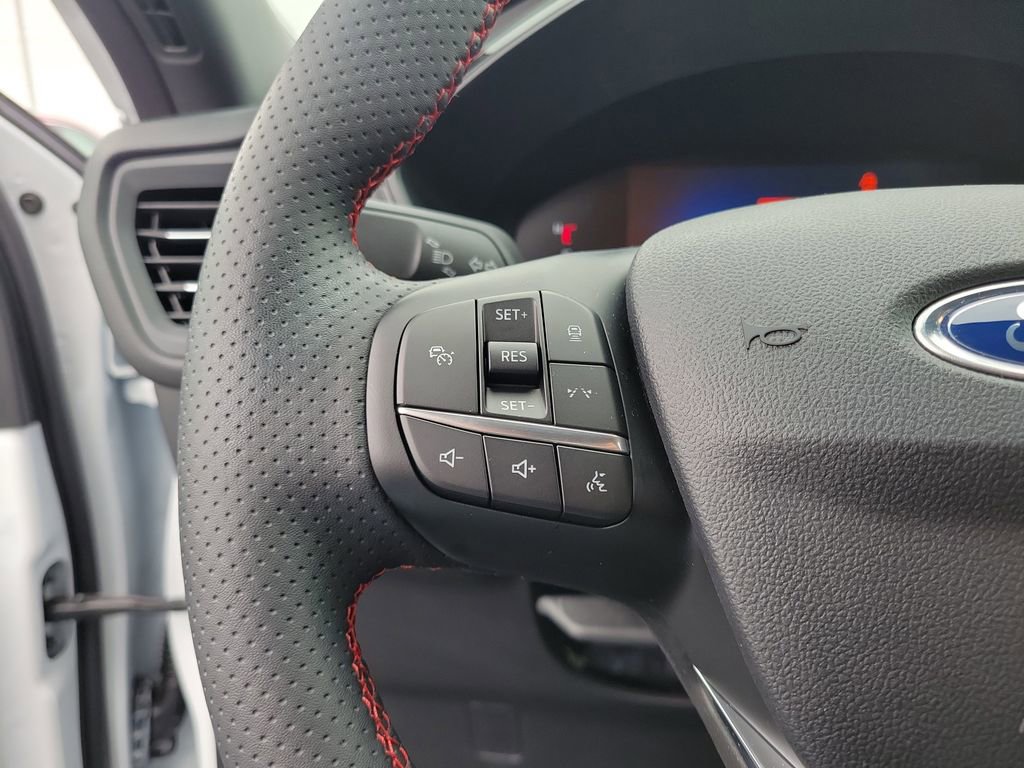 Certified 2023 Ford Escape ST-Line w/ Tech Pack #1 FWD image 24