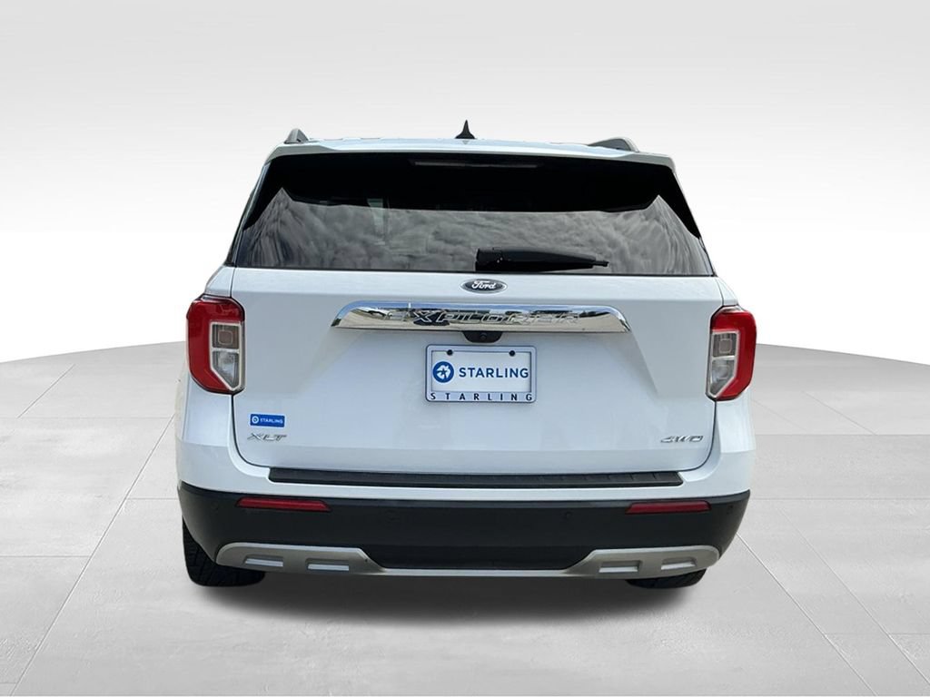 Certified 2023 Ford Explorer XLT w/ Equipment Group 202A AWD/4WD image 8