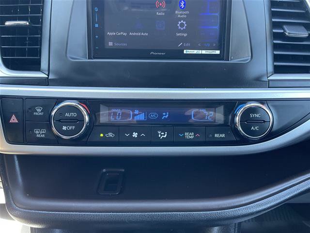 Used 2018 Toyota Highlander Limited w/ Protection Package #3 AWD/4WD image 25