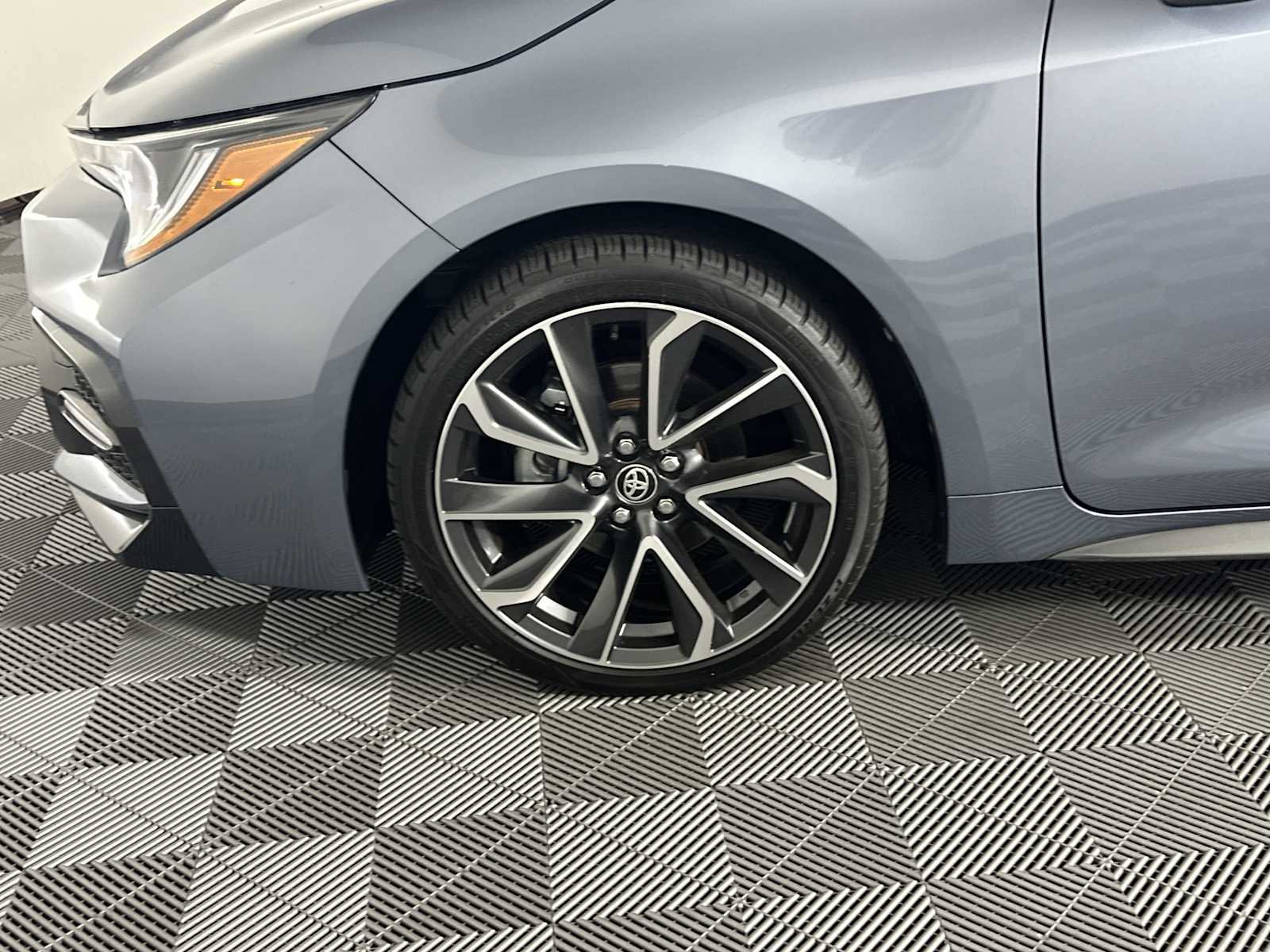 Used 2021 Toyota Corolla SE FWD image 11