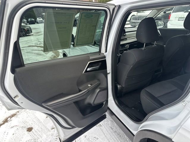 Used 2022 Mitsubishi Outlander ES image 25