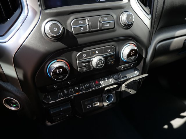 Used 2020 Chevrolet Silverado 1500 LT w/ All-Star Edition AWD/4WD image 29