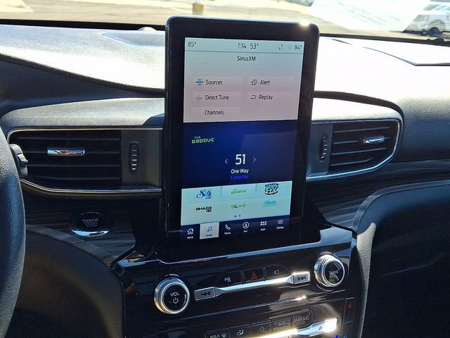 Certified 2023 Ford Explorer Limited w/ Limited Technology Package image 18