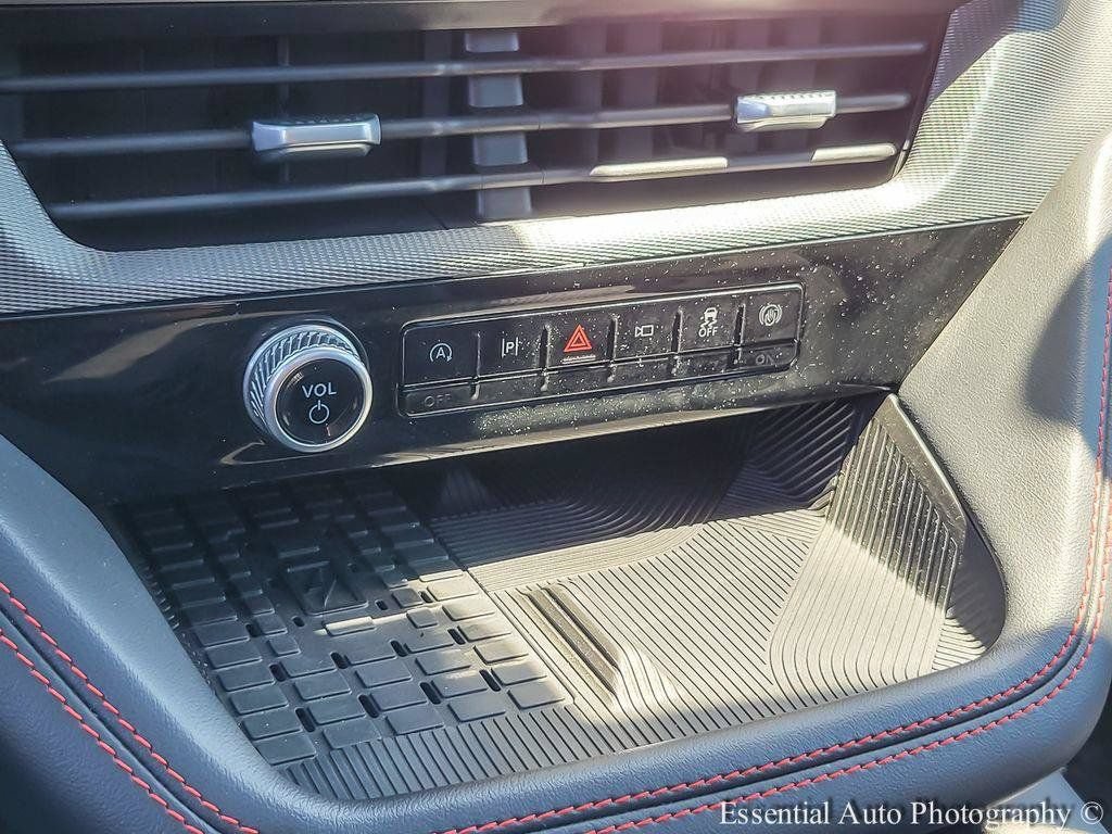 Certified 2025 Ford Explorer ST AWD/4WD image 19