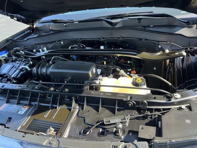 Certified 2023 Ford Explorer Limited w/ Equipment Group 301A AWD/4WD image 11