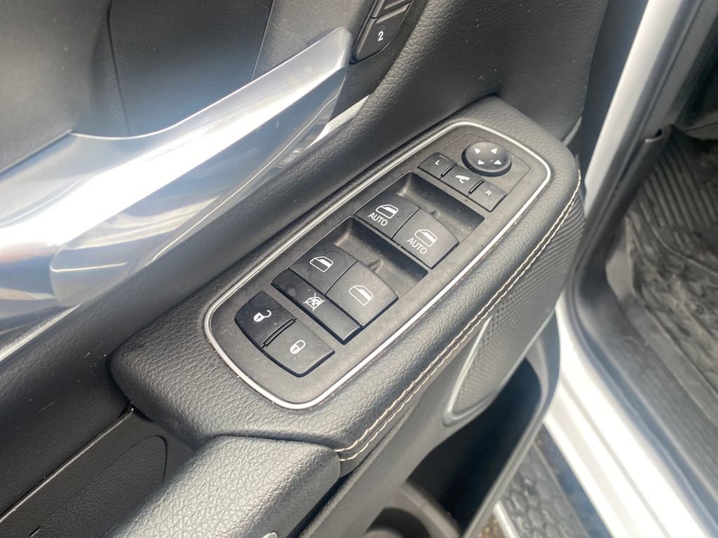 Used 2023 RAM 1500 Laramie image 20