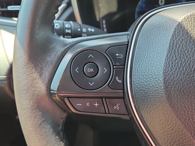 Used 2024 Toyota Corolla Cross XLE FWD image 19