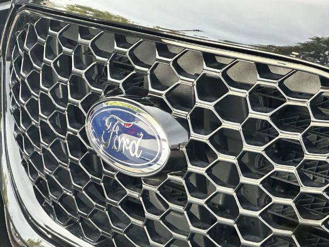 Certified 2024 Ford Edge ST-Line AWD/4WD image 5
