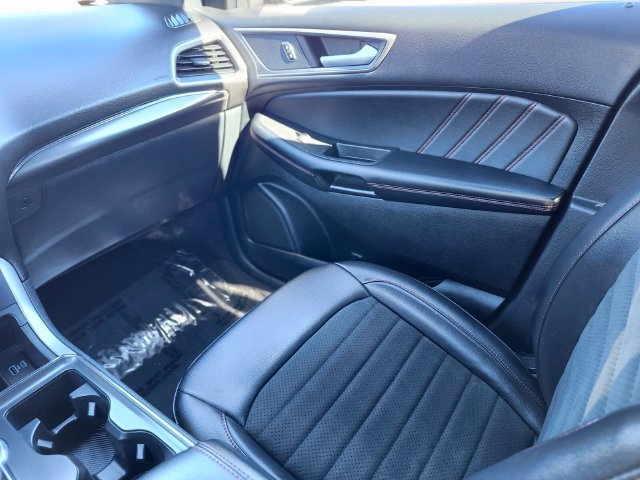 Certified 2022 Ford Edge ST-Line AWD/4WD image 15