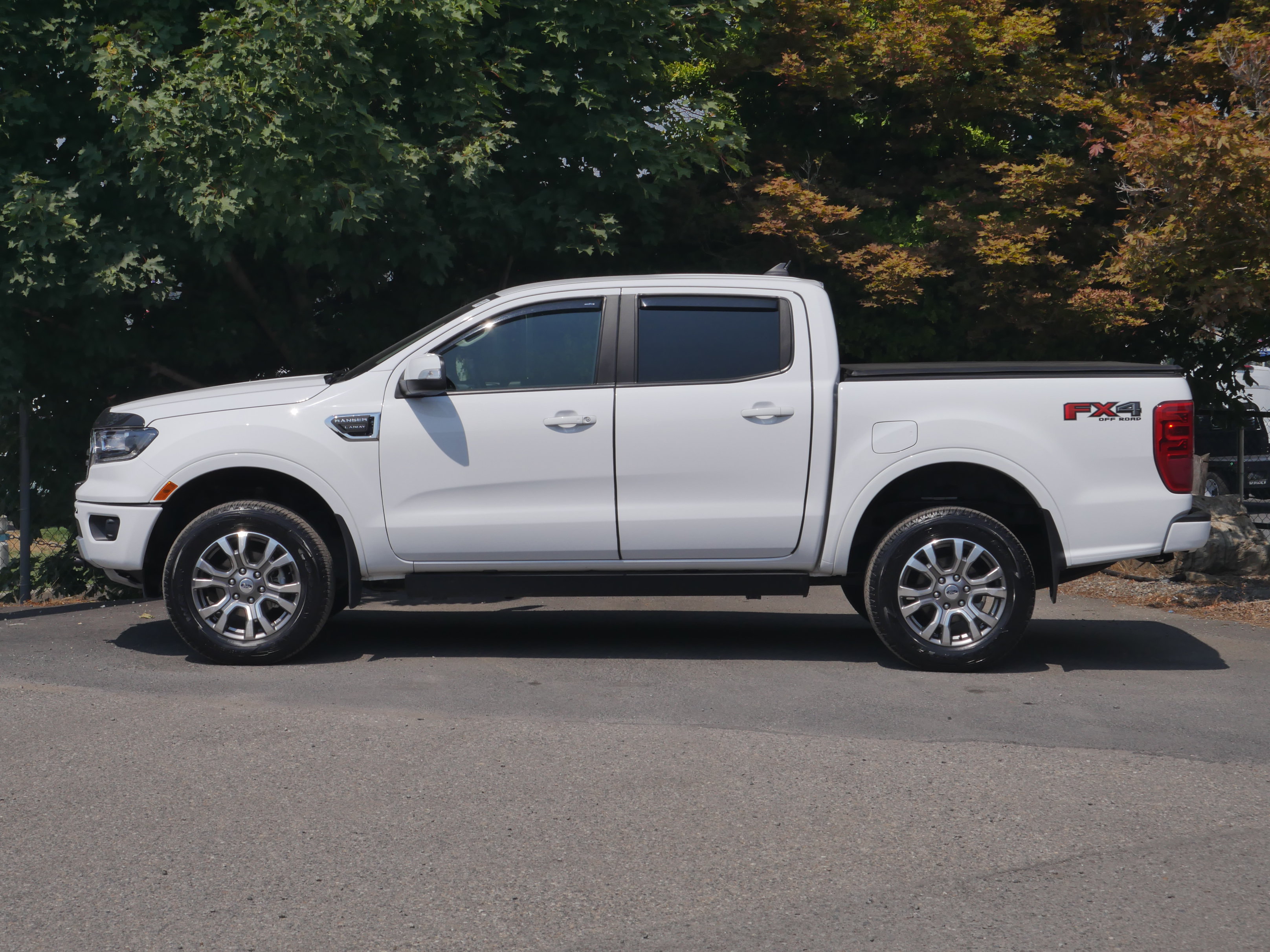 Certified 2023 Ford Ranger Lariat w/ Trailer Tow Package AWD/4WD image 15