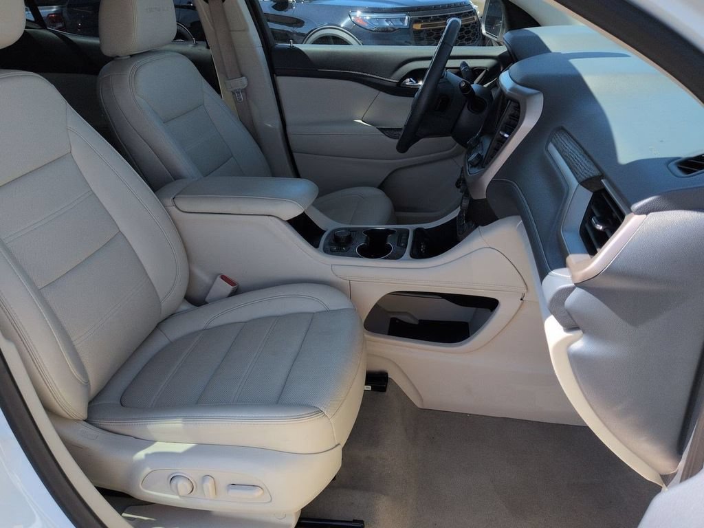Used 2023 GMC Acadia Denali AWD/4WD image 28