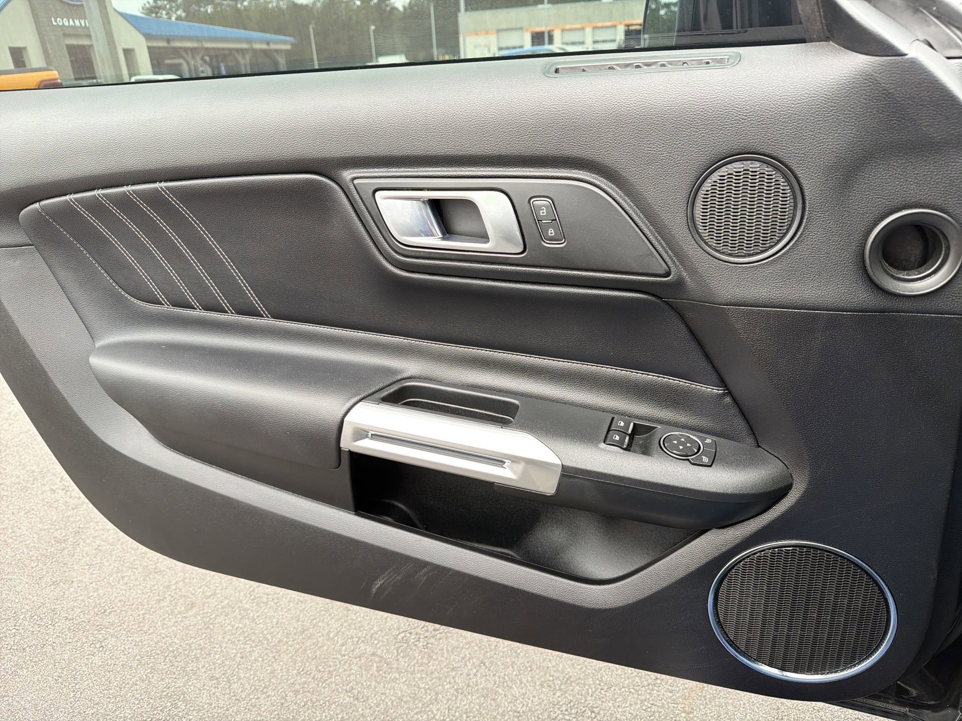 Certified 2022 Ford Mustang Premium w/ Black Accent Package image 22