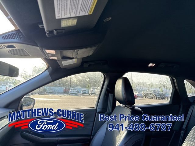 Certified 2023 Ford Escape ST-Line Select w/ Tech Pack #2 AWD/4WD image 10