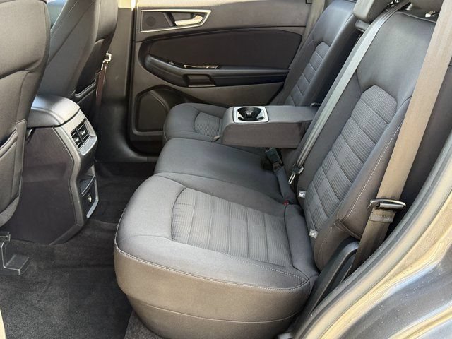 Certified 2018 Ford Edge SEL FWD image 7