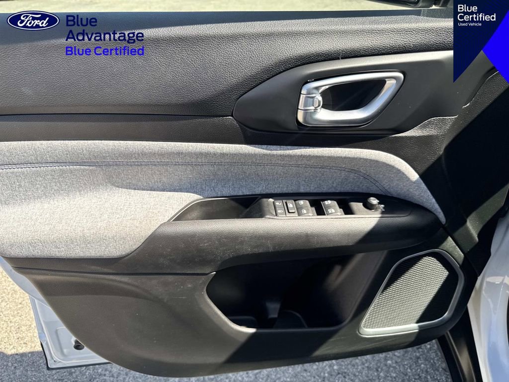 Used 2022 Jeep Compass Latitude FWD image 15