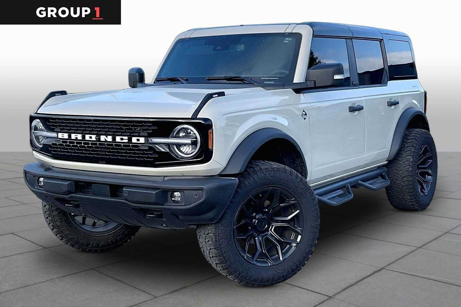 Certified 2025 Ford Bronco Outer Banks