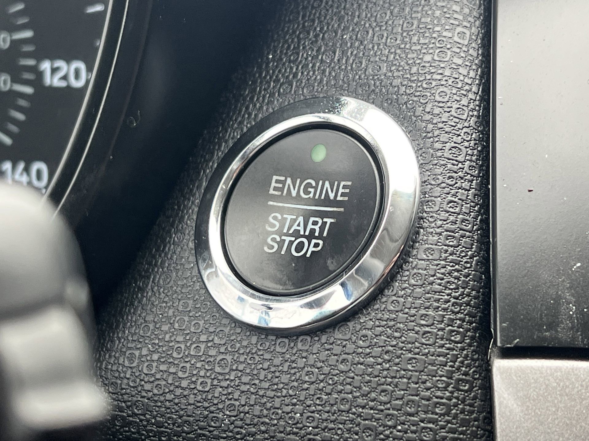 Certified 2021 Ford EcoSport SE image 8