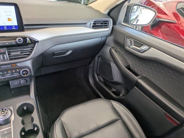 Certified 2020 Ford Escape SE Sport image 14