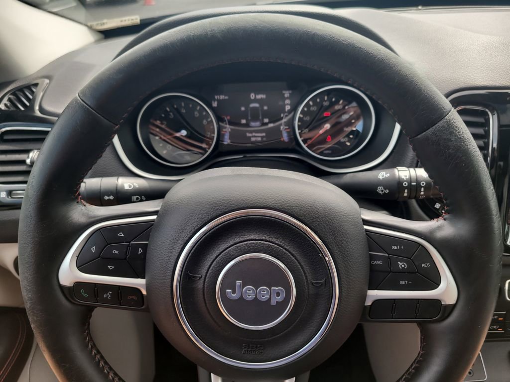 Used 2018 Jeep Compass Limited w/ Navigation Group image 29