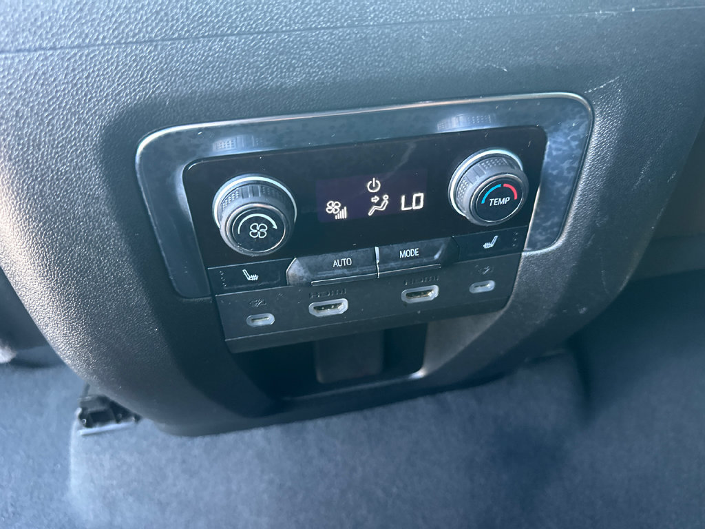 Used 2024 Chevrolet Tahoe High Country w/ Advanced Technology Package AWD/4WD image 23