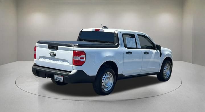 Certified 2025 Ford Maverick XL FWD image 5