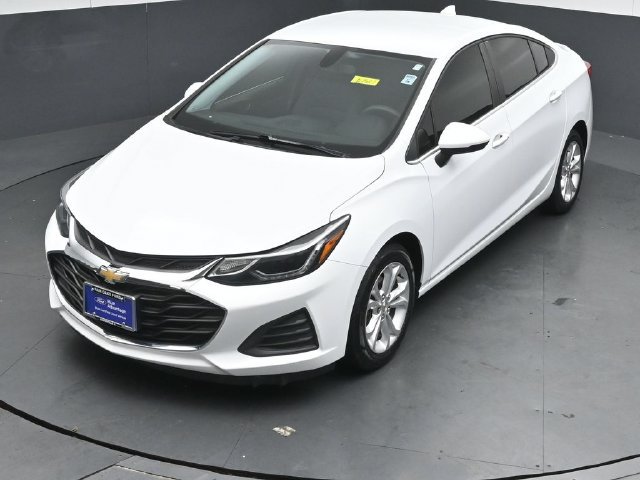 Used 2019 Chevrolet Cruze LT w/ Convenience Package FWD image 45
