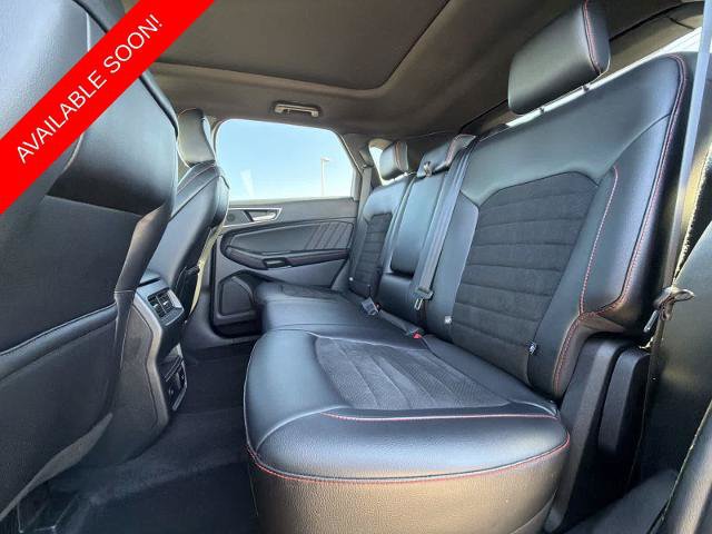 Certified 2024 Ford Edge ST-Line AWD/4WD image 19