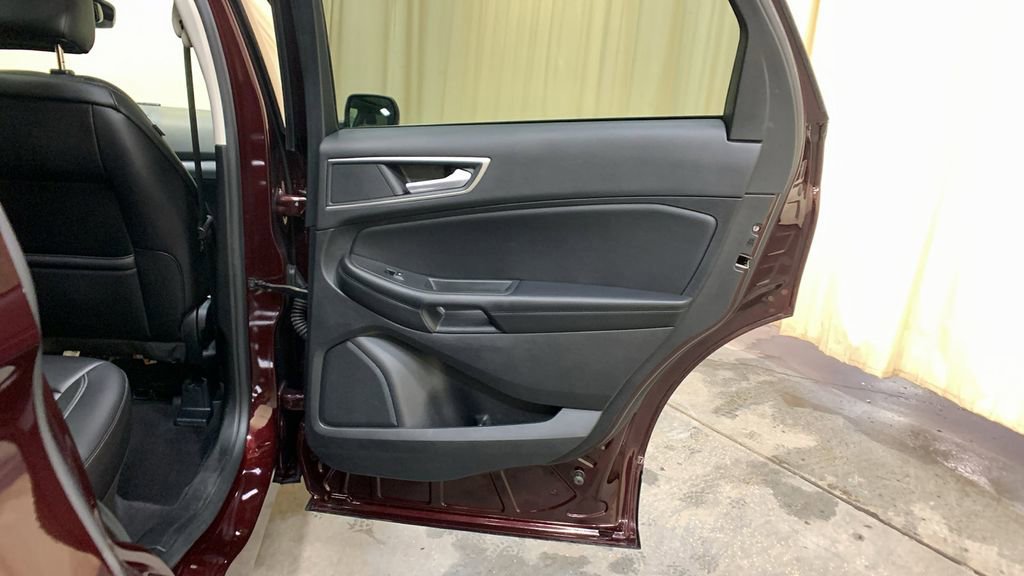 Certified 2022 Ford Edge SEL w/ Convenience Package image 15