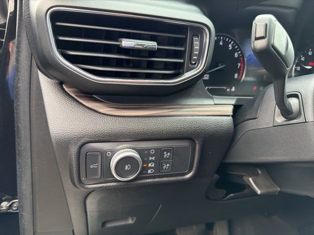 Certified 2022 Ford Explorer Limited RWD image 6