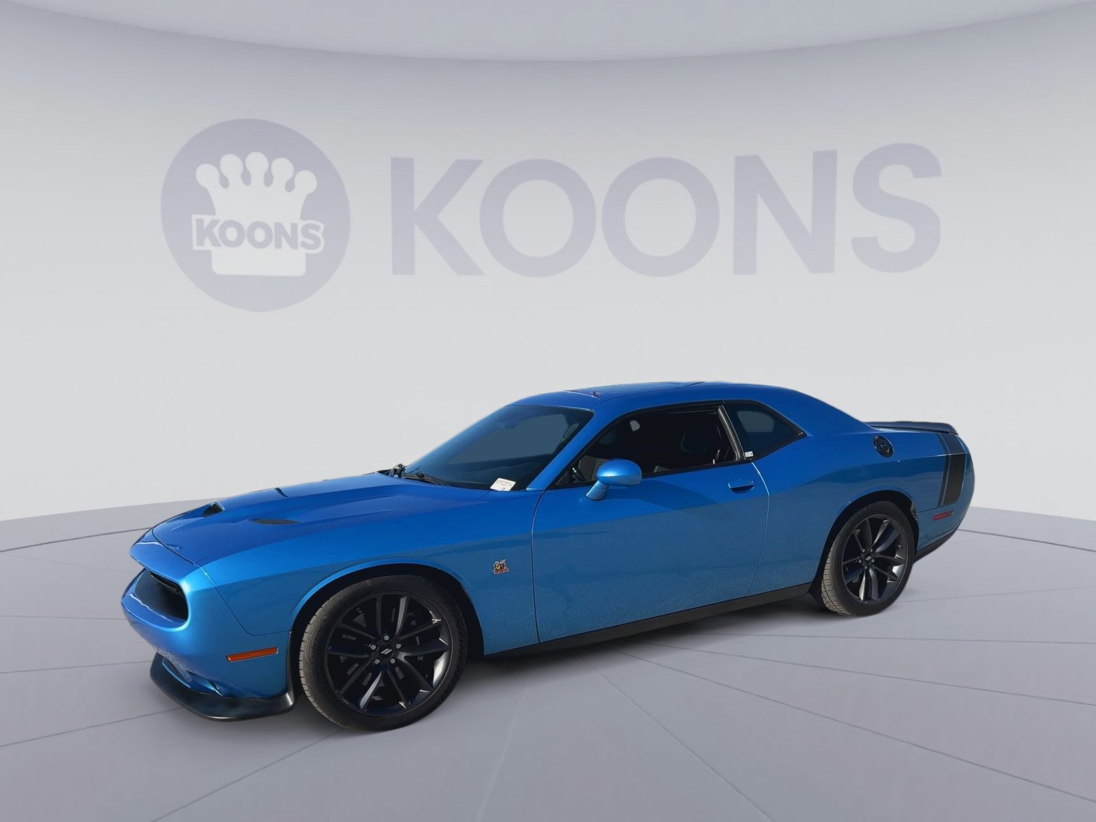Used 2019 Dodge Challenger R/T Scat Pack w/ Plus Package RWD image 15