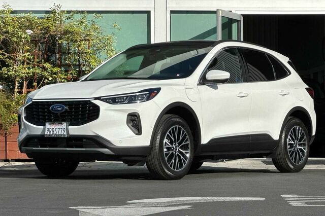 Certified 2024 Ford Escape SE FWD image 8