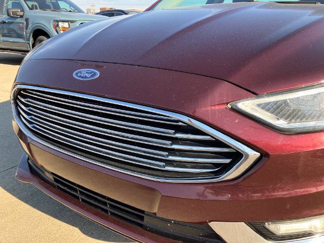 Certified 2017 Ford Fusion SE w/ Fusion SE Technology Package FWD image 11