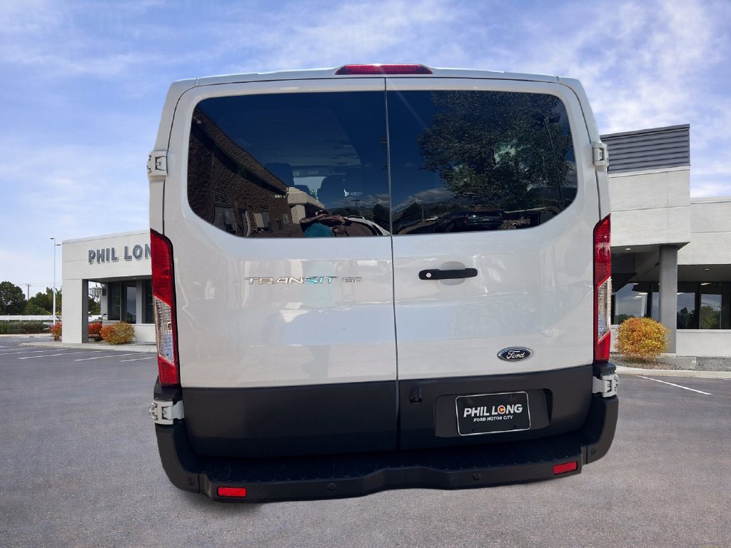 Certified 2018 Ford Transit 150 XL RWD image 7