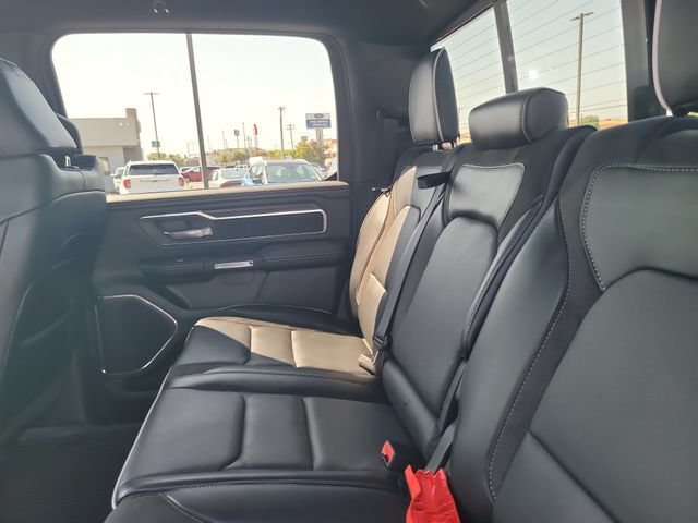 Used 2025 RAM 1500 Laramie AWD/4WD image 23