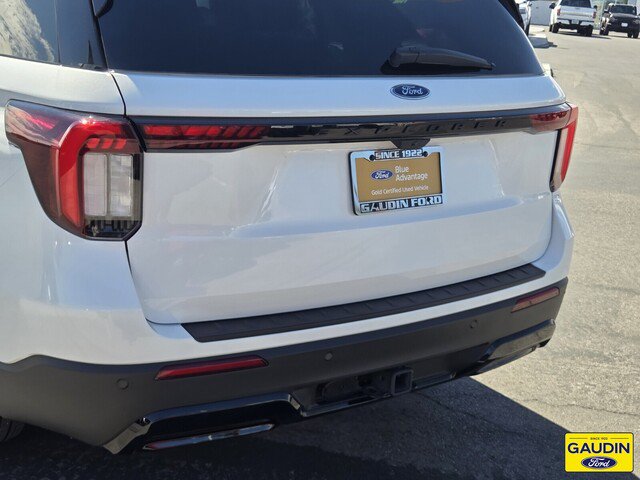 Certified 2025 Ford Explorer ST-Line w/ Premium Package RWD image 6