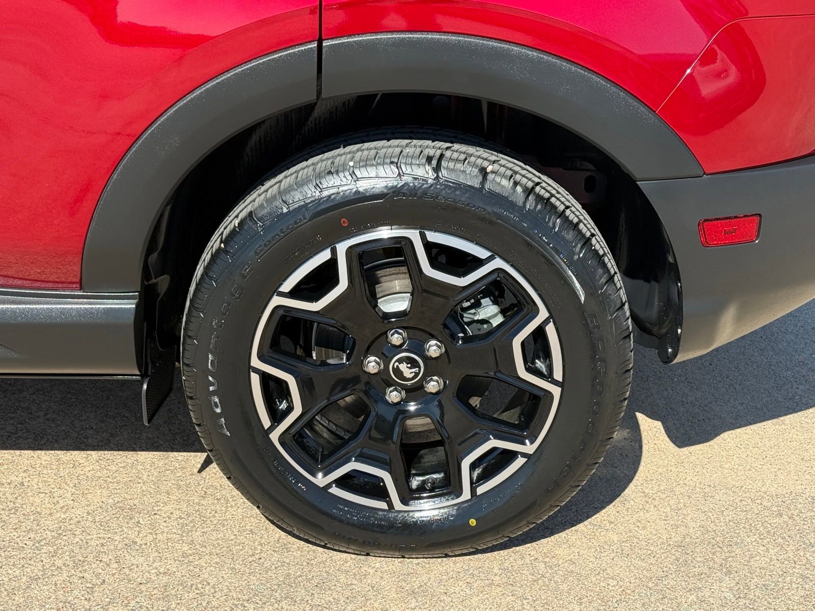 Certified 2025 Ford Bronco Sport Outer Banks image 9