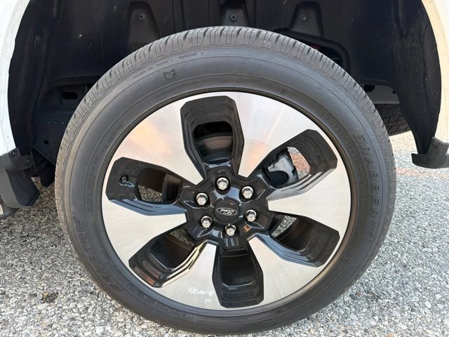 Certified 2022 Ford F150 Lightning Platinum AWD/4WD image 11