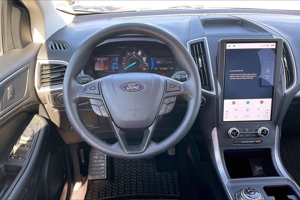 Certified 2022 Ford Edge SE image 8