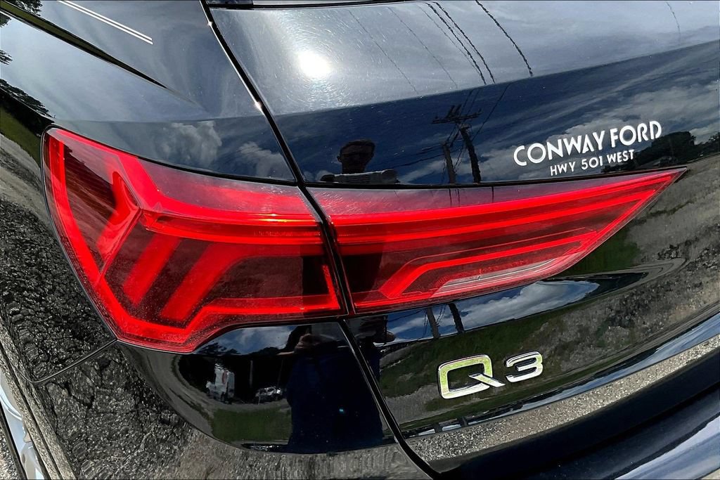 Used 2021 Audi Q3 2.0T Premium w/ Convenience Package AWD/4WD image 25